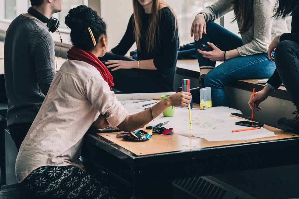Students using best nootropics for studying 2025